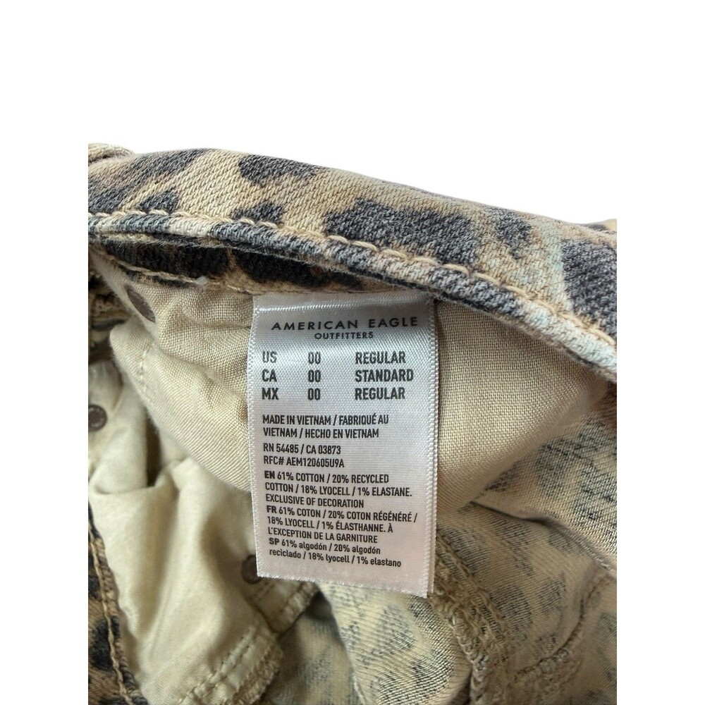 American Eagle Low Rise Baggy Wide Leg Leopard Print Jeans Women’s Size 00 - Picture 5 of 9
